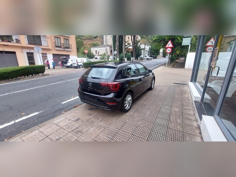 Volkswagen Polo 1.0 TSI 95 GSG7 STYLE foto 9